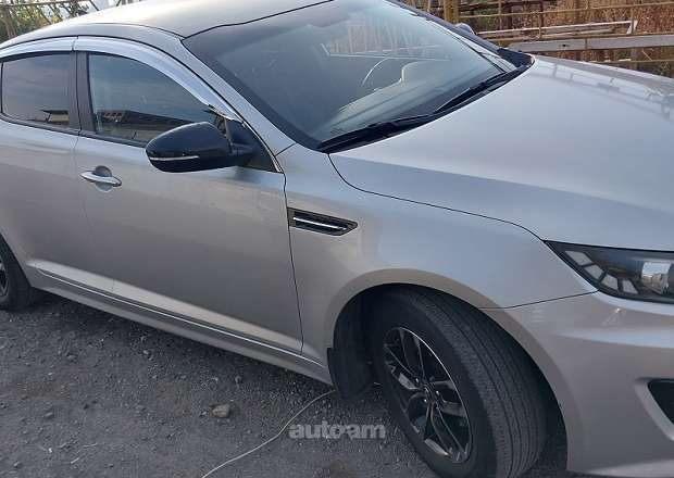 Kia K5 2012 — photo 3