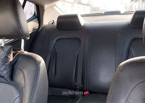 Kia K5 2012 — photo 10