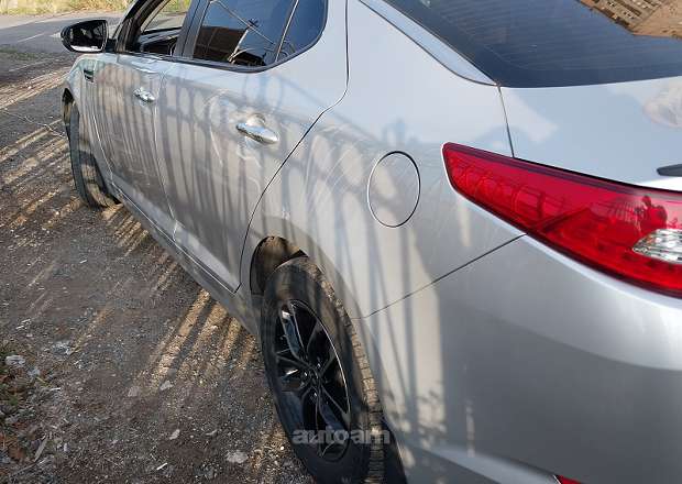 Kia K5 2012 — photo 8