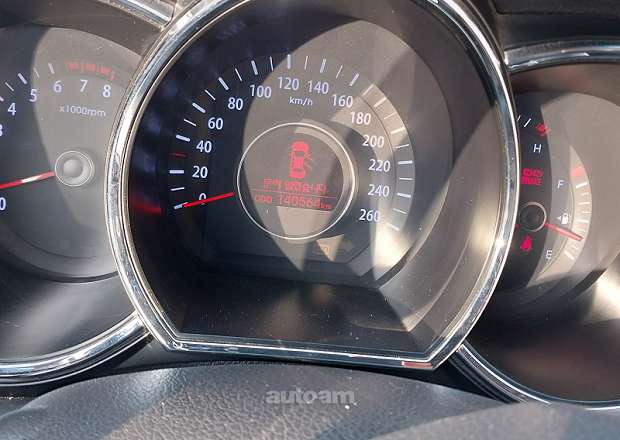 Kia K5 2012 — photo 13