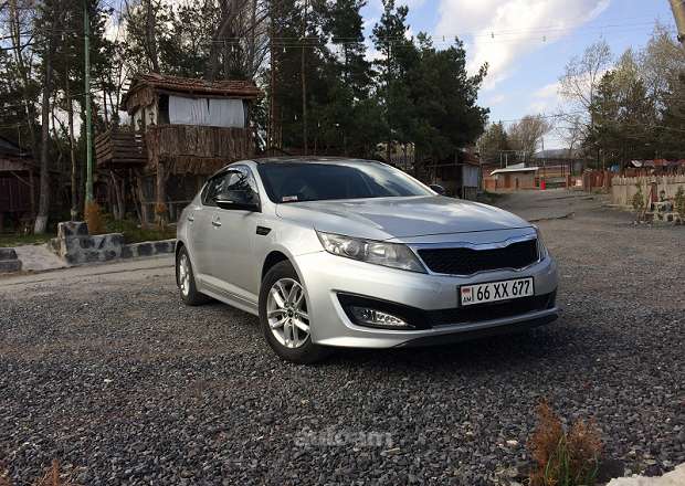 Kia K5 2012 — photo 1