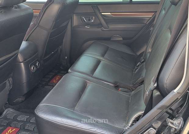 Mitsubishi Pajero 2008 — լուսանկար 8