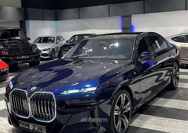 BMW 740