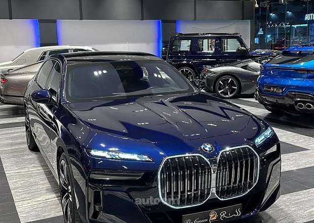 BMW 740