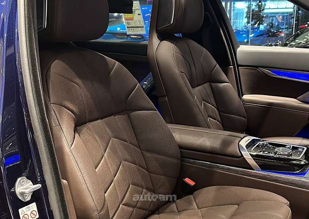 BMW 740