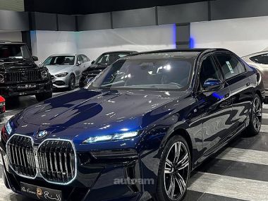 BMW 740  2024 