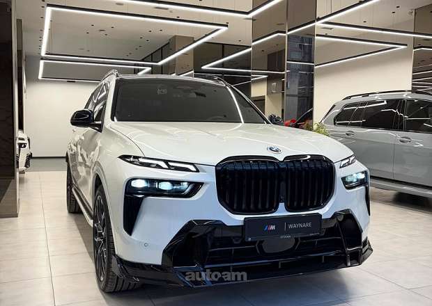 BMW X7