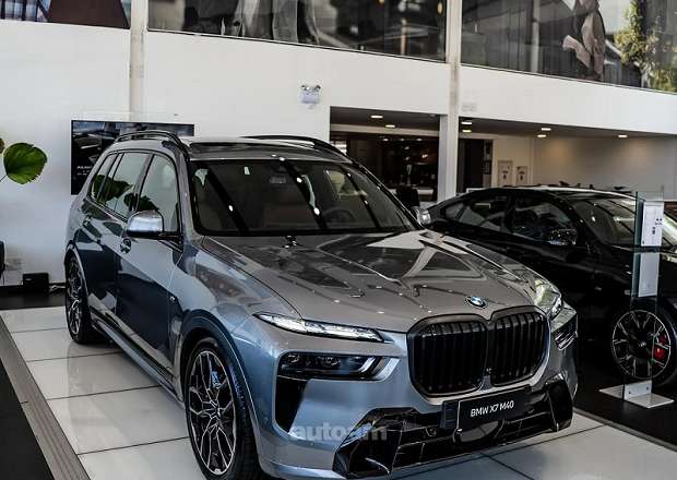 BMW X7