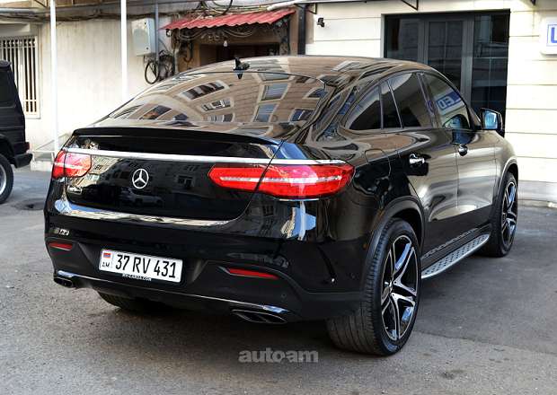 Mercedes-Benz GLE 43 AMG 2018 — լուսանկար 13