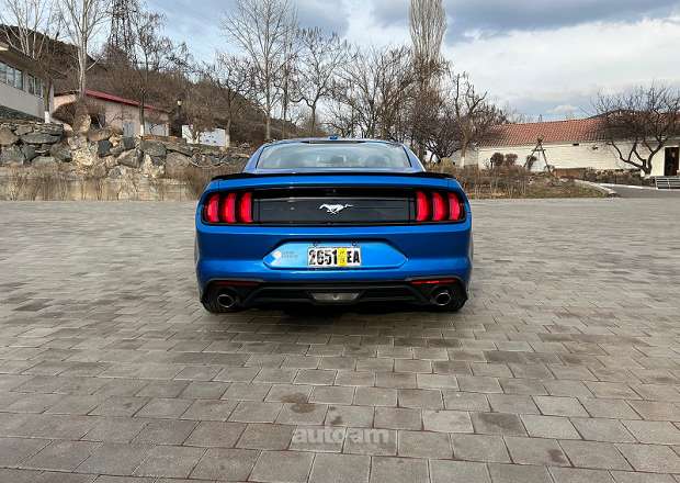 Ford Mustang 2019 — լուսանկար 4