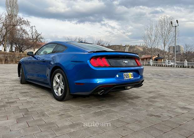 Ford Mustang 2019 — լուսանկար 5