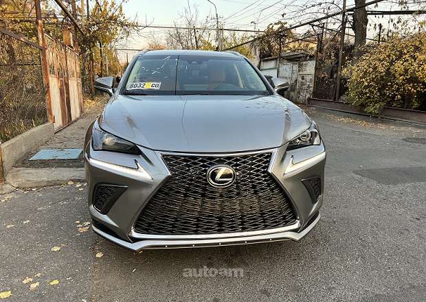 Lexus NX Turbo 2019 — photo 1