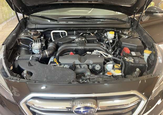 Subaru Legacy 2018 — photo 8