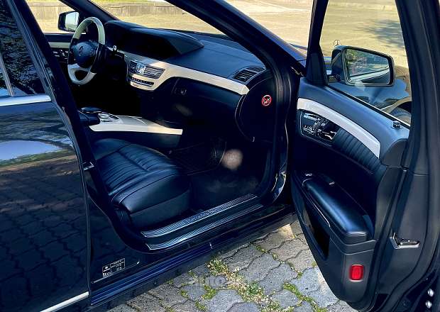 Mercedes-Benz S 500