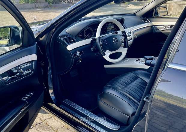 Mercedes-Benz S 500