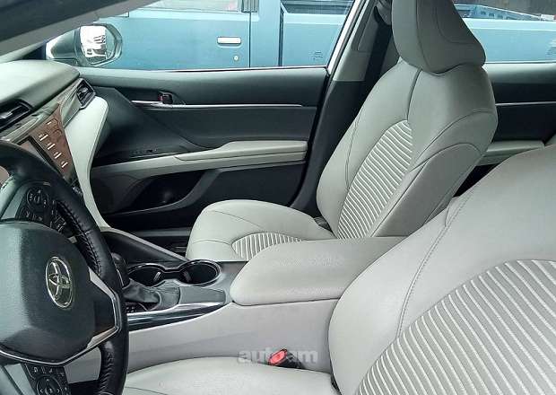 Toyota Camry 2020 — լուսանկար 7