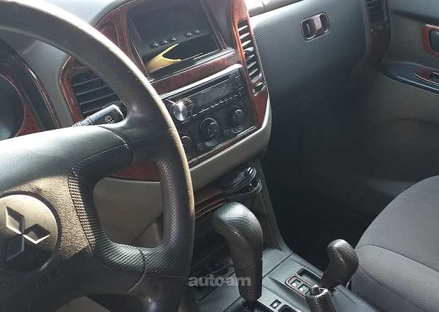 Mitsubishi Pajero 2006 — լուսանկար 2