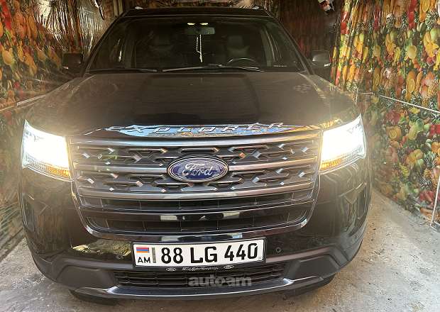 Ford Explorer 2019 — photo 2
