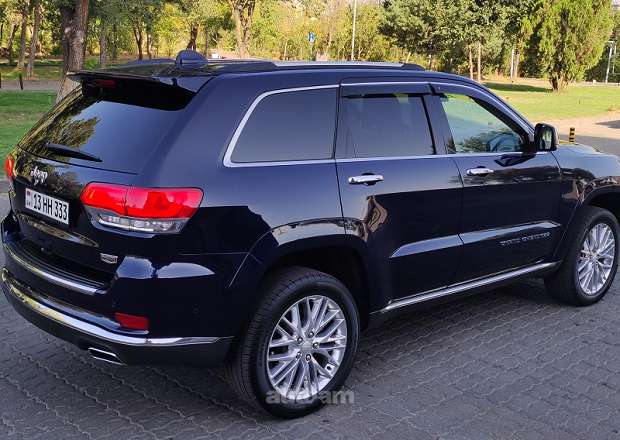 Jeep Grand Cherokee 2018 — լուսանկար 12
