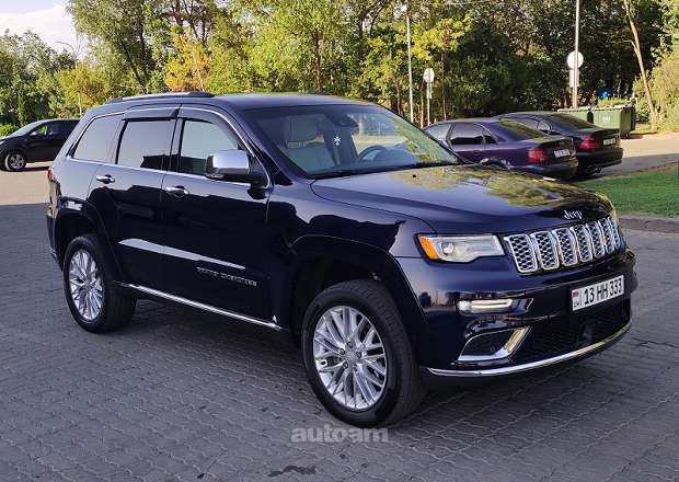 Jeep Grand Cherokee 2018 — լուսանկար 1