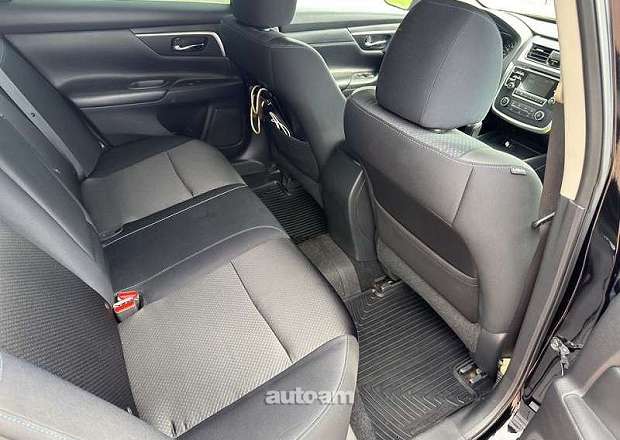 Nissan Altima 2017 — фото 14