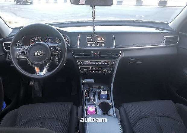 Kia Optima 2018 — լուսանկար 8