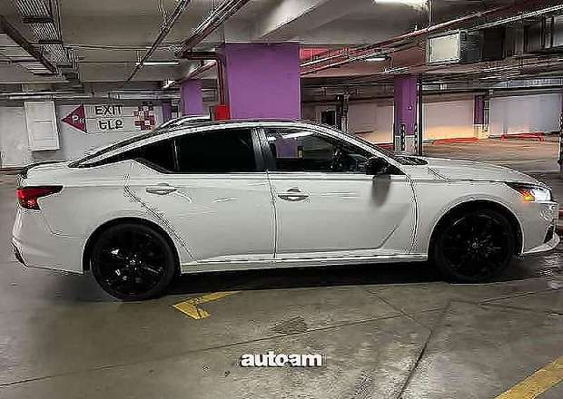 Nissan Altima