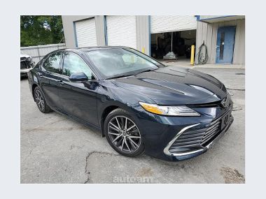 Toyota Camry  2021 