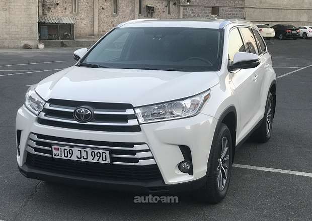 Toyota Highlander 2019 — լուսանկար 1