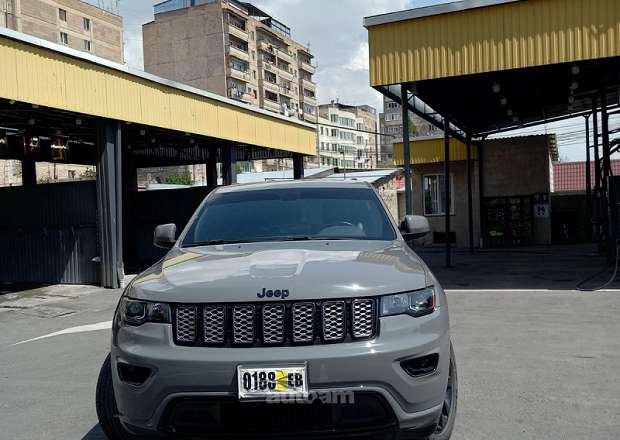 Jeep Grand Cherokee 2020 — photo 1