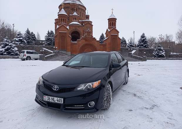 Toyota Camry 2014 — լուսանկար 9
