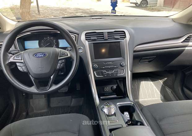 Ford Fusion 2020 — լուսանկար 4