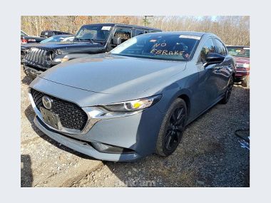 Mazda 3  2022 