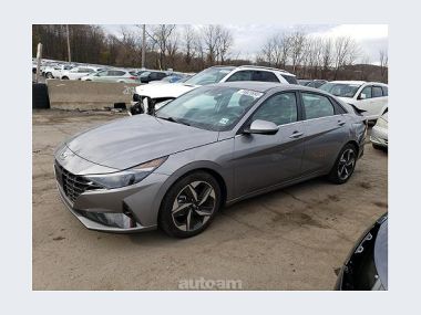 Hyundai Elantra  2021 