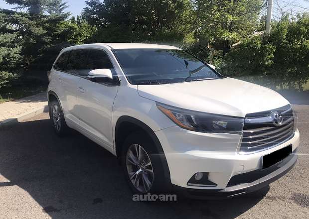 Toyota Highlander 2015 — photo 1