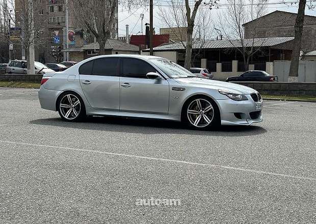 BMW M5 2006 — լուսանկար 6