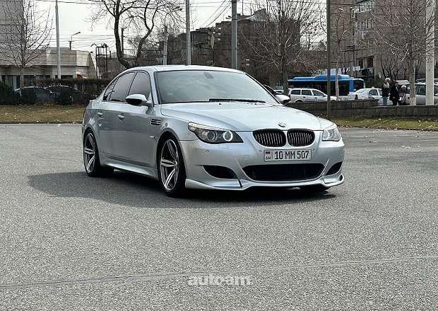 BMW M5 2006 — լուսանկար 4