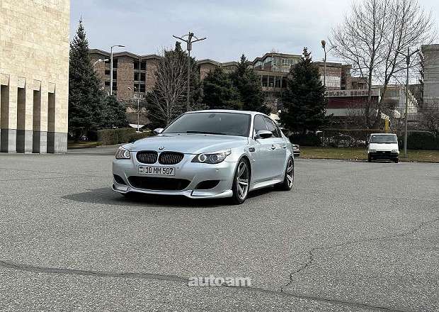 BMW M5 2006 — լուսանկար 2