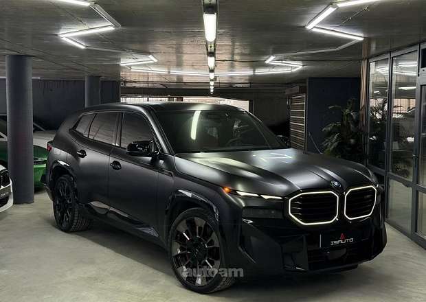 BMW XM