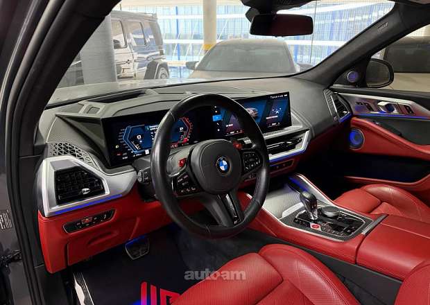 BMW XM