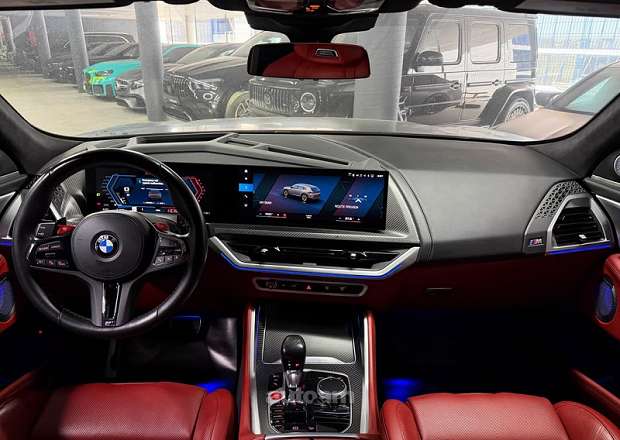 BMW XM