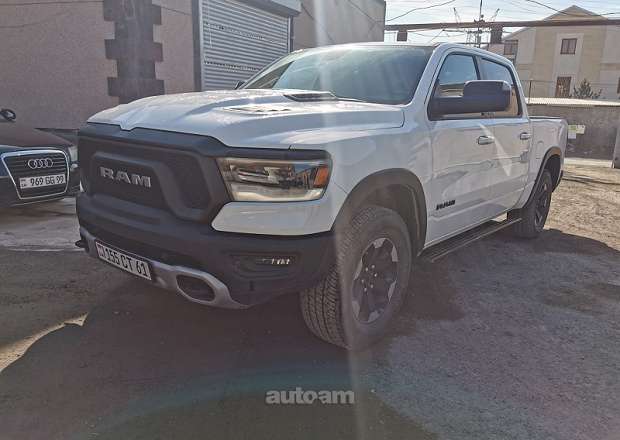 Ram 1500 2018 — լուսանկար 1