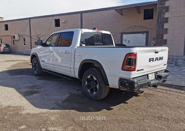 Ram 1500 2018 — լուսանկար 5
