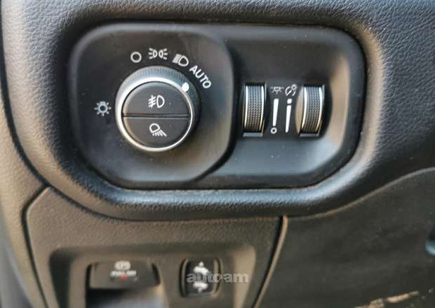 Ram 1500 2018 — լուսանկար 12