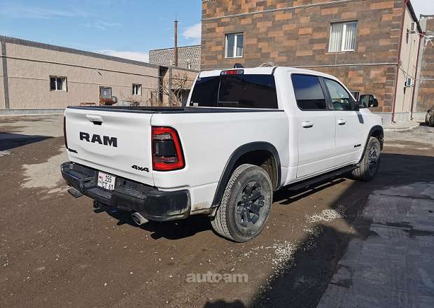 Ram 1500 2018 — լուսանկար 4