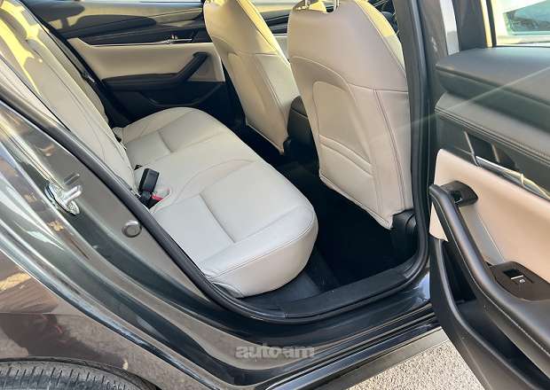Mazda 3 2021 — photo 12