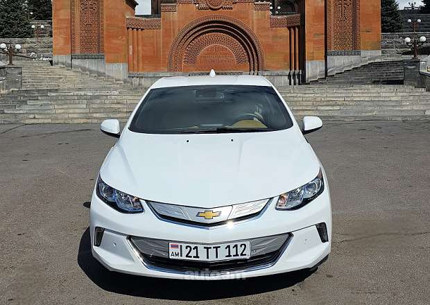 Chevrolet Volt 2017 — լուսանկար 1