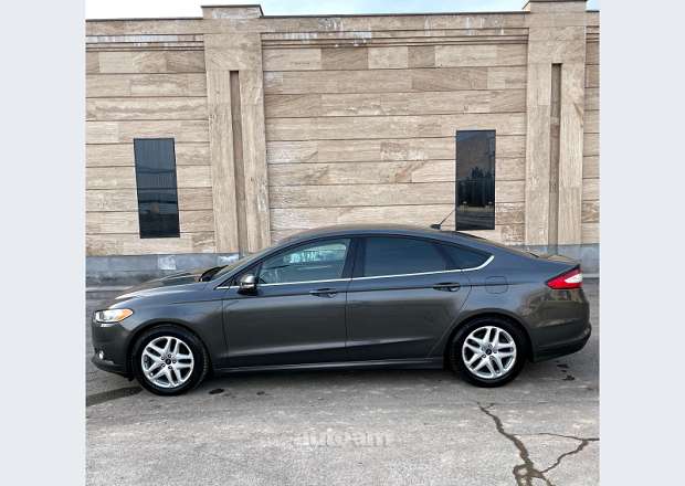 Ford Fusion 2016 — photo 3