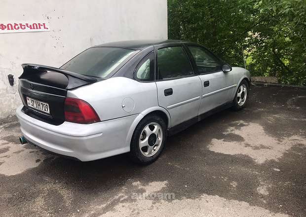 Opel Vectra B 1999 — լուսանկար 4