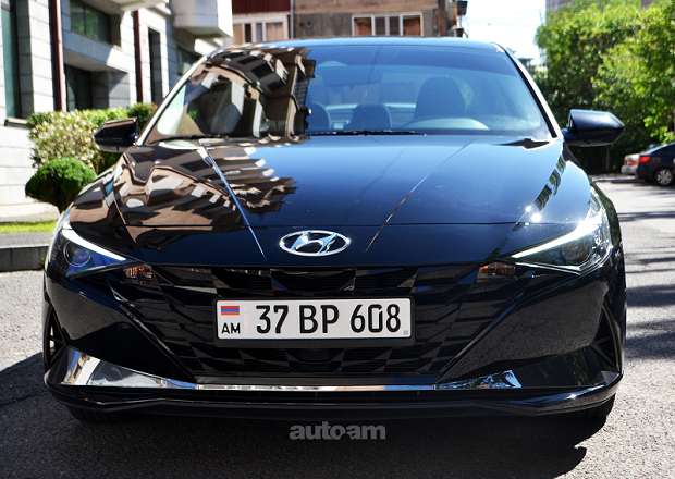 Hyundai Elantra 2021 — լուսանկար 2